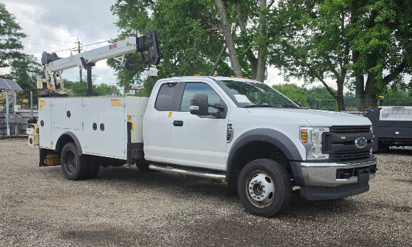 service truck USED 2019 Ford F550 Service Truck - C16080