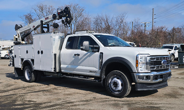 service truck 2025 Ford F550 Ext Cab Service Truck
