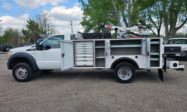 used 2015 f550 service truck