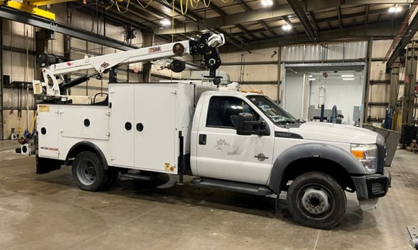 service truck USED 2014 Ford F550 Service Truck