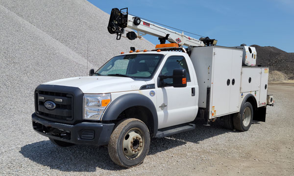 used imt service truck